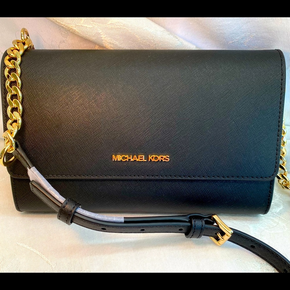 MICHEAL KORS SAFFIANO LEATHER 3-IN-1 CROSSBODY PURSE